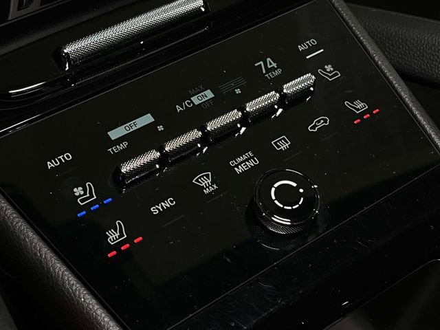 Certified 2025 Porsche Cayenne image 32