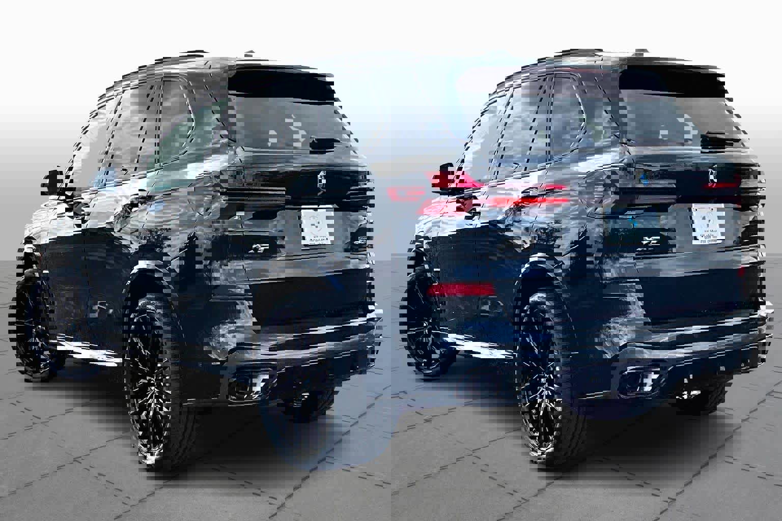 New 2026 BMW X5 sDrive40i w/ M Sport Package RWD image 12