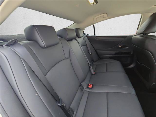 Used 2023 Lexus ES 300h w/ Premium Package FWD image 19