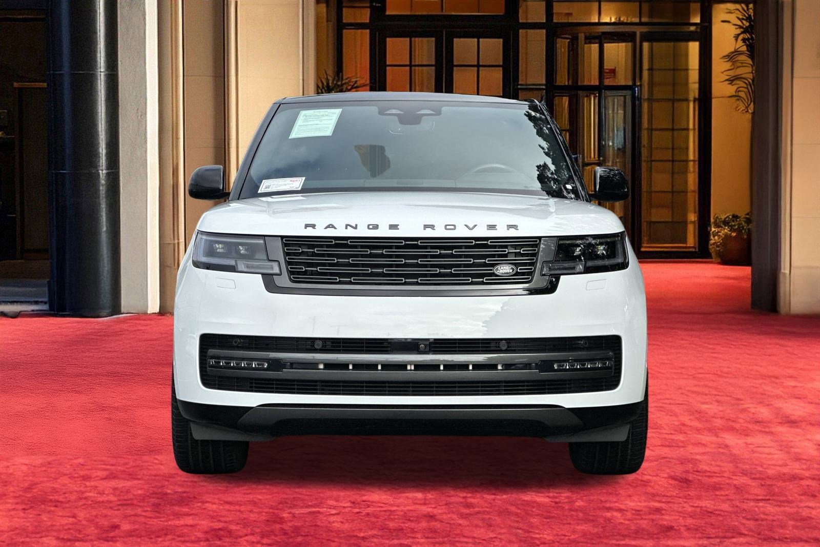 Used 2024 Land Rover Range Rover SE image 7