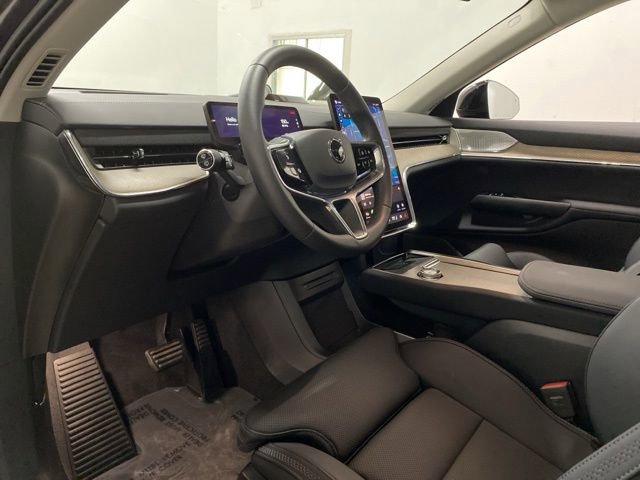 Used 2025 Volvo EX90 Ultra AWD/4WD image 19
