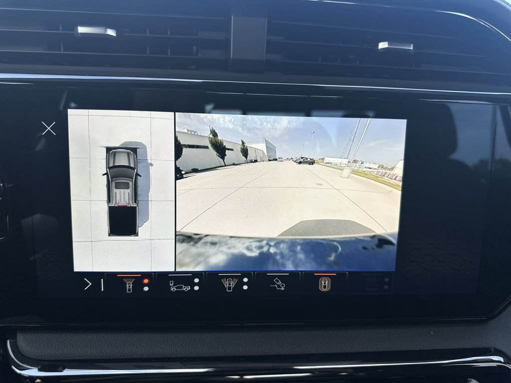 Certified 2024 GMC Sierra 1500 AT4 w/ Technology Package AWD/4WD image 15