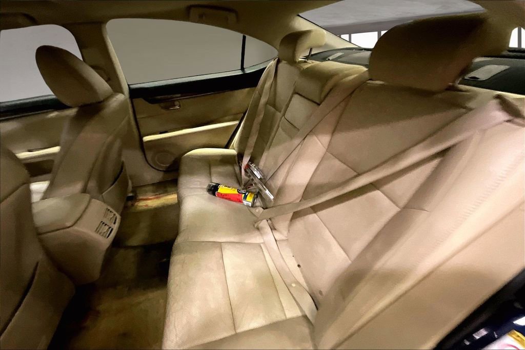 Used 2015 Lexus ES 350 w/ Luxury Package image 18