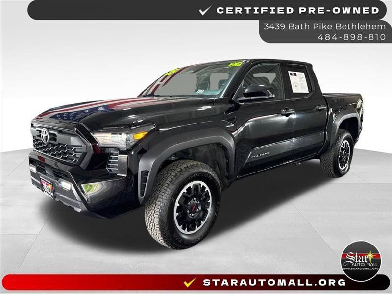 Used 2025 Toyota Tacoma TRD Off-Road AWD/4WD image 1