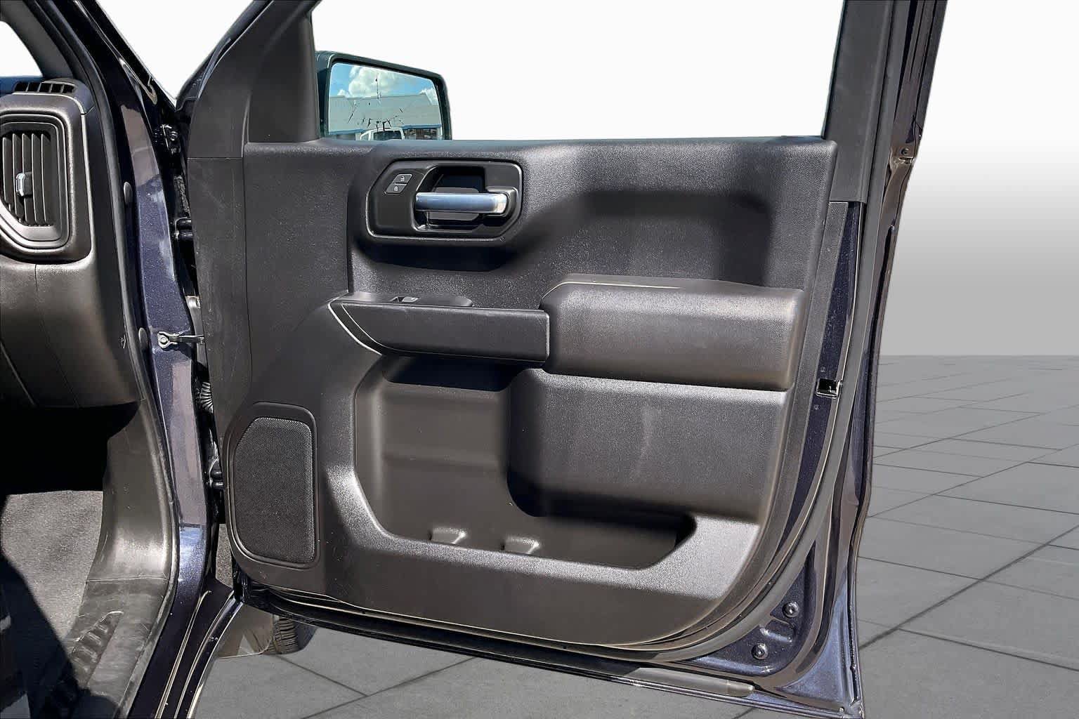 Used 2022 Chevrolet Silverado 1500 Custom RWD image 22
