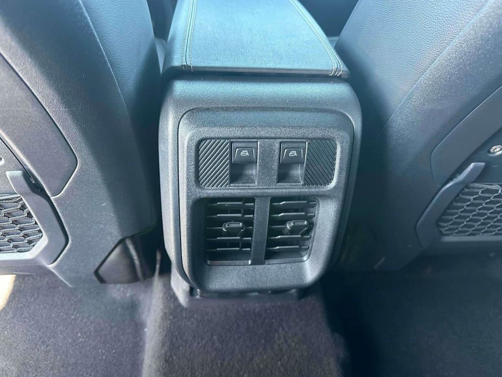 Used 2025 Ford Bronco Badlands AWD/4WD image 12