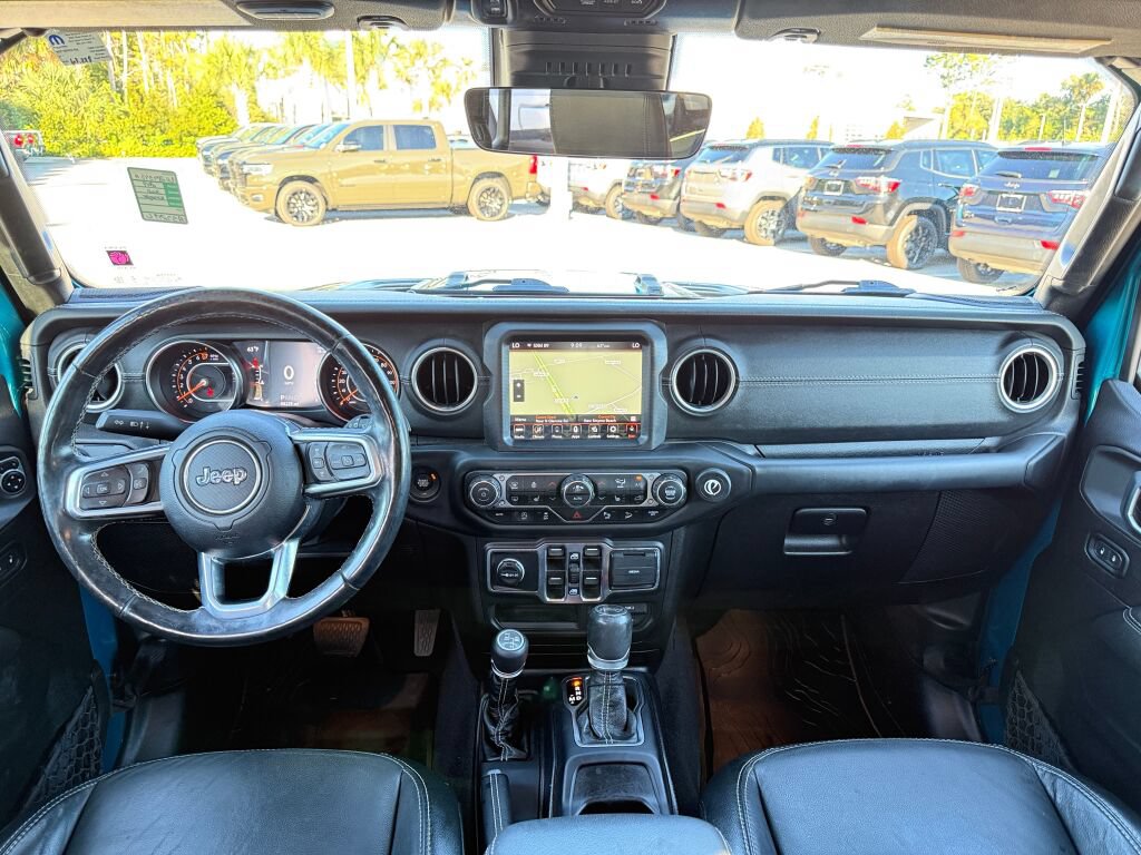 Used 2019 Jeep Wrangler Unlimited Sahara w/ Quick Order Package 24M Moab AWD/4WD image 12