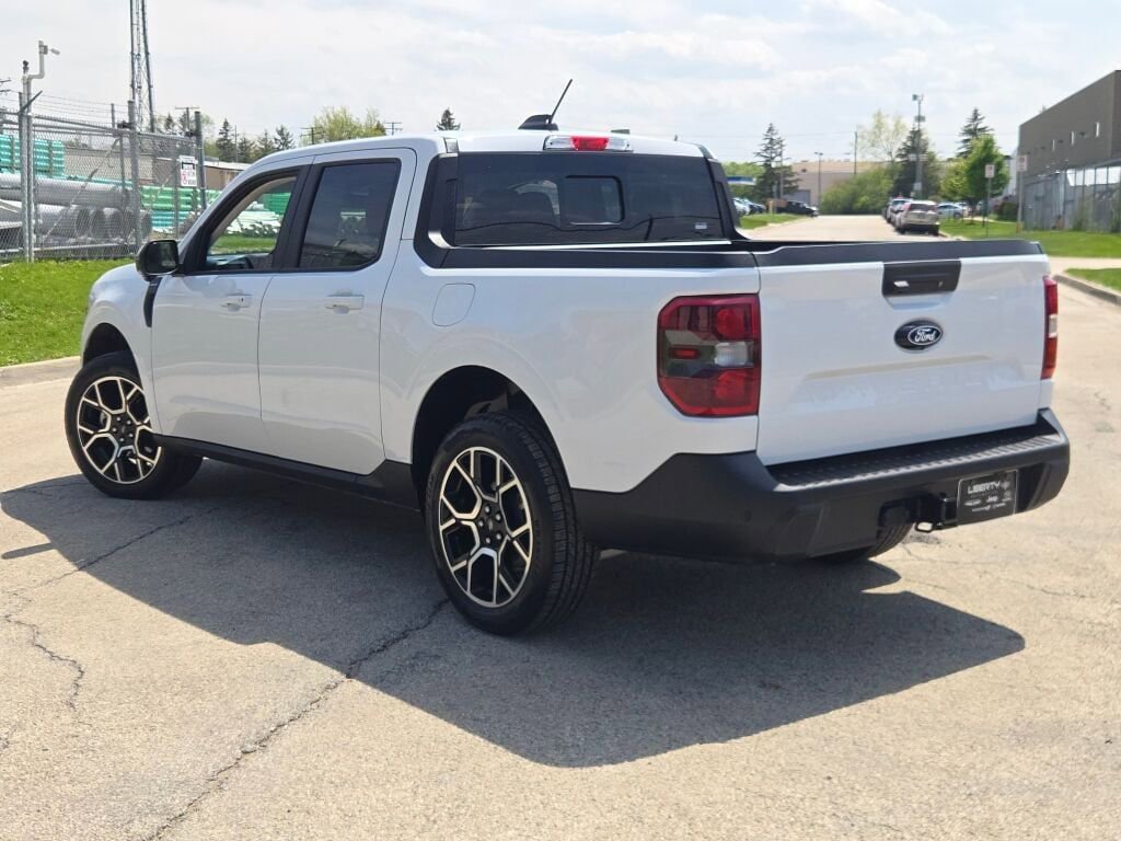 Used 2026 Ford Maverick Lariat w/ 4K Tow Package AWD/4WD image 14