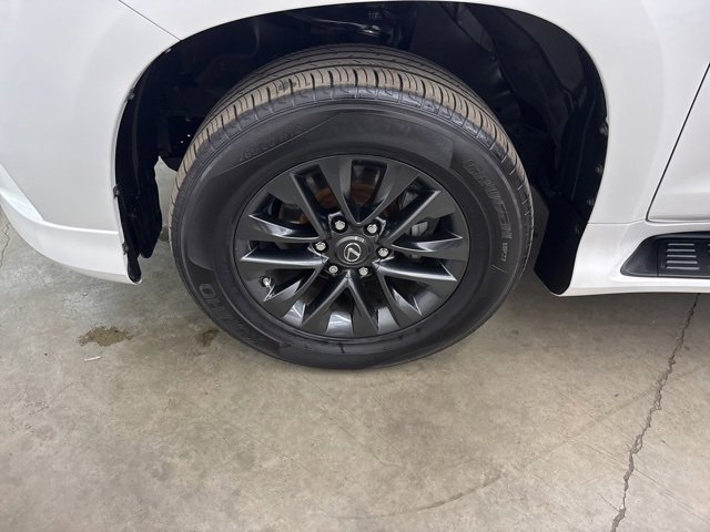 Used 2021 Lexus GX 460 Premium w/ Premium Package image 22