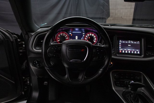 Used 2022 Dodge Challenger GT image 28