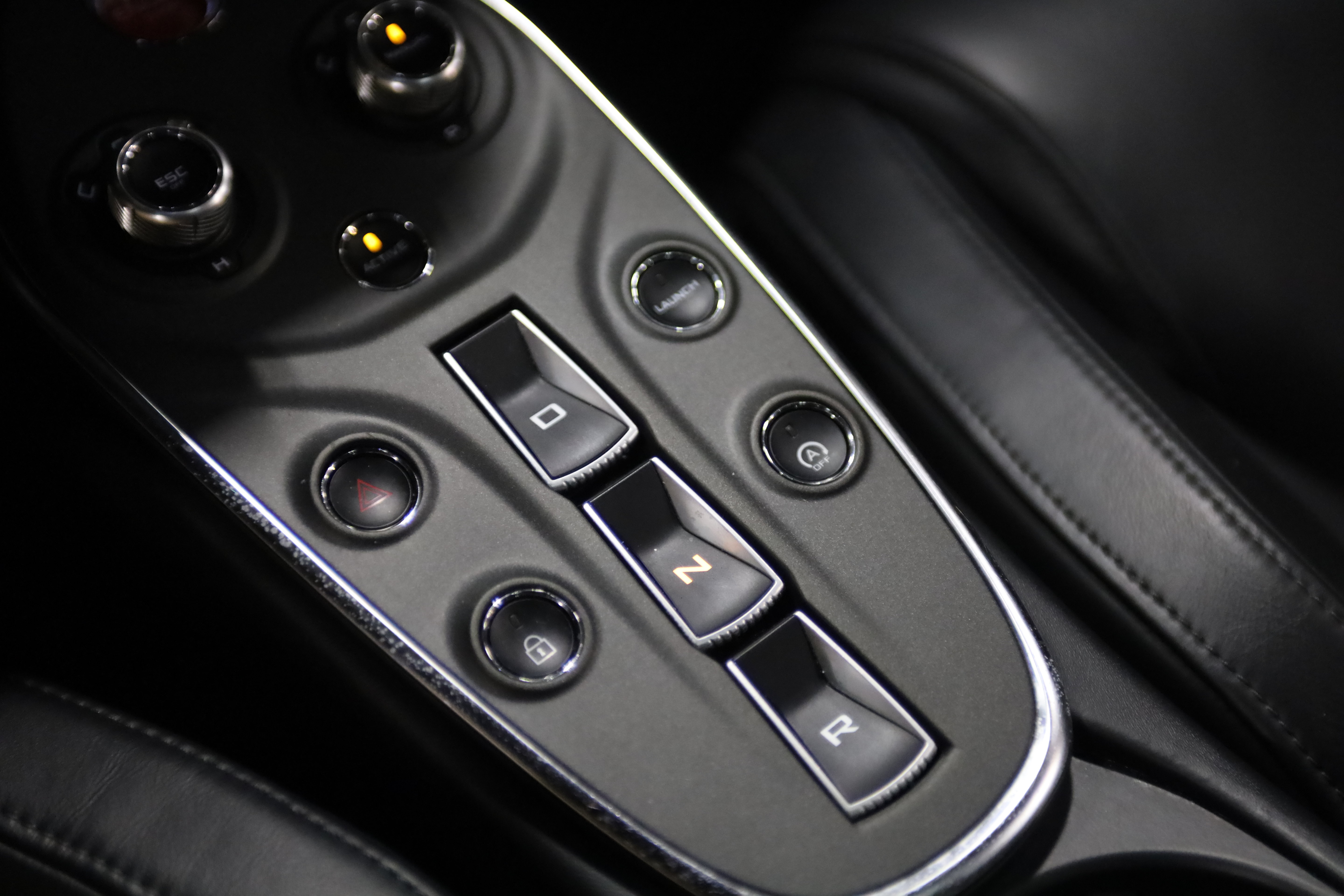 Used 2023 McLaren GT RWD image 33