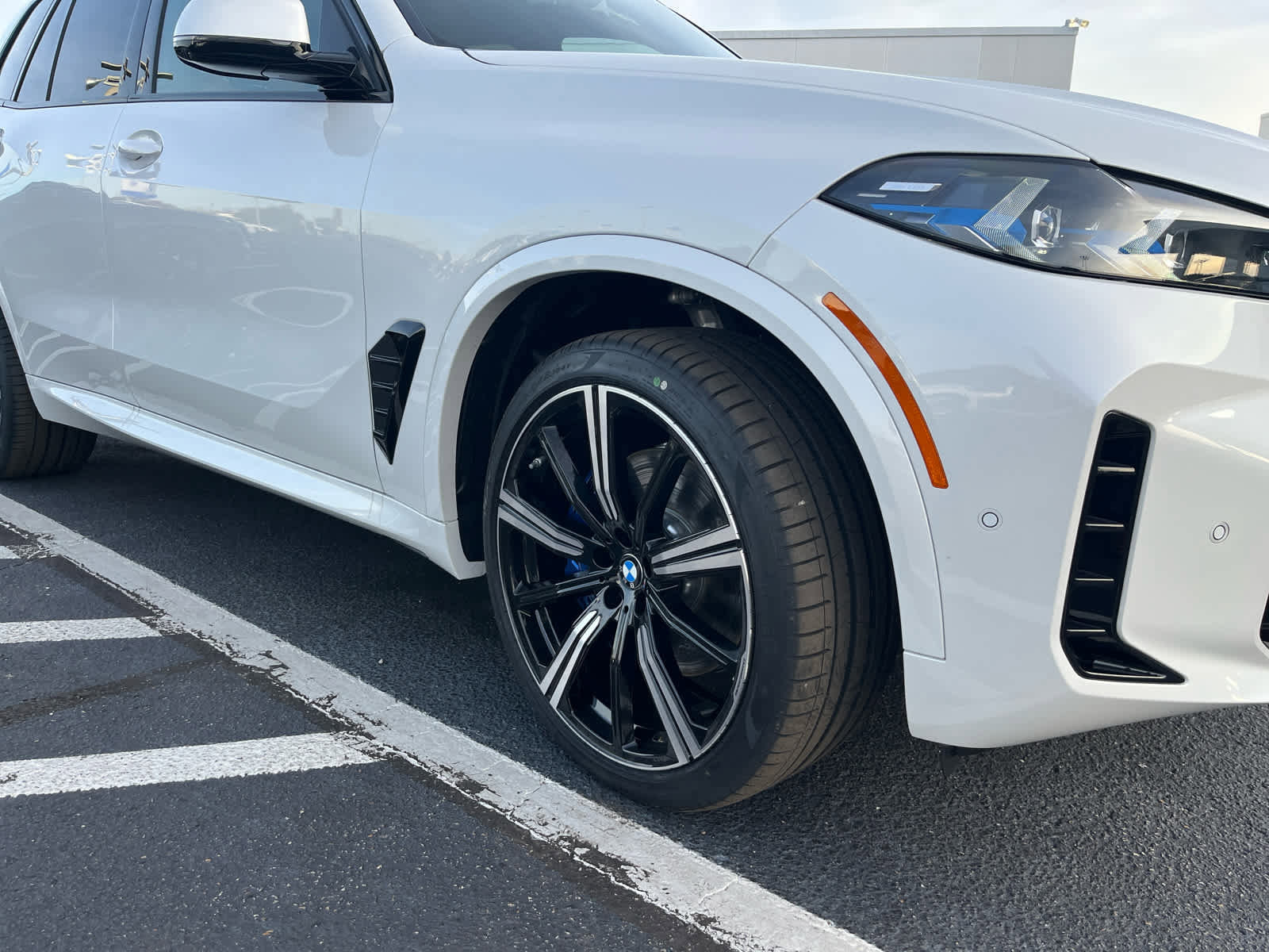 New 2026 BMW X5 sDrive40i w/ M Sport Package RWD image 22