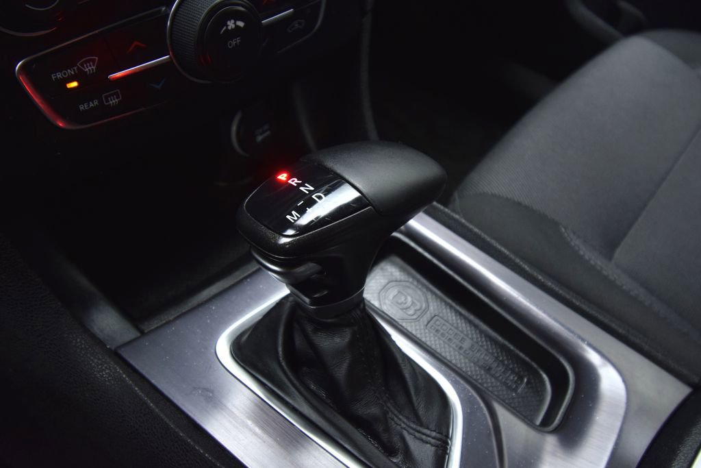 Used 2015 Dodge Charger SE w/ Popular Equipment Group image 20