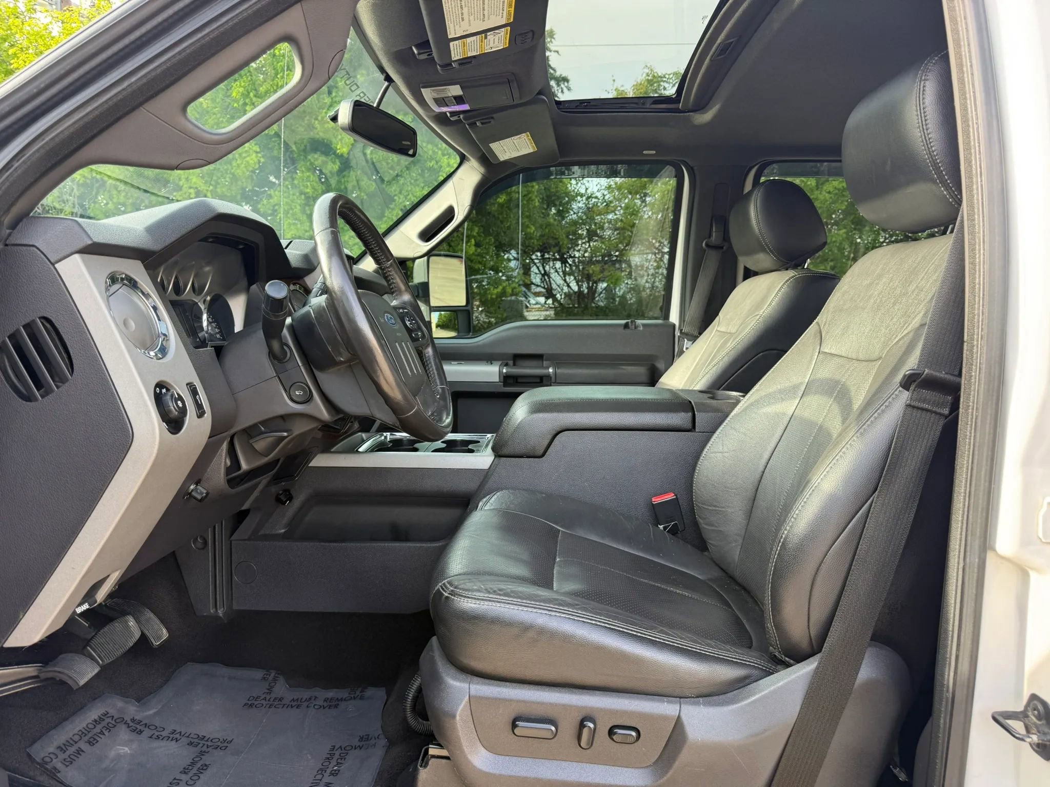 Used 2015 Ford F350 Lariat w/ Lariat Ultimate Package AWD/4WD image 10