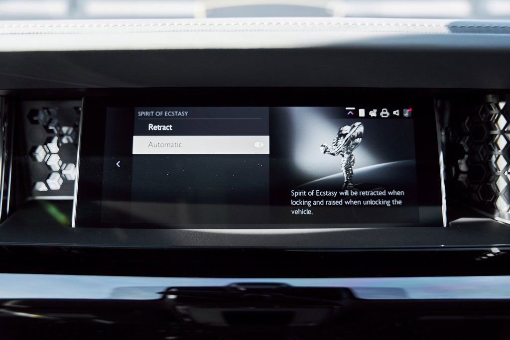 Used 2025 Rolls-Royce Phantom Sedan image 86