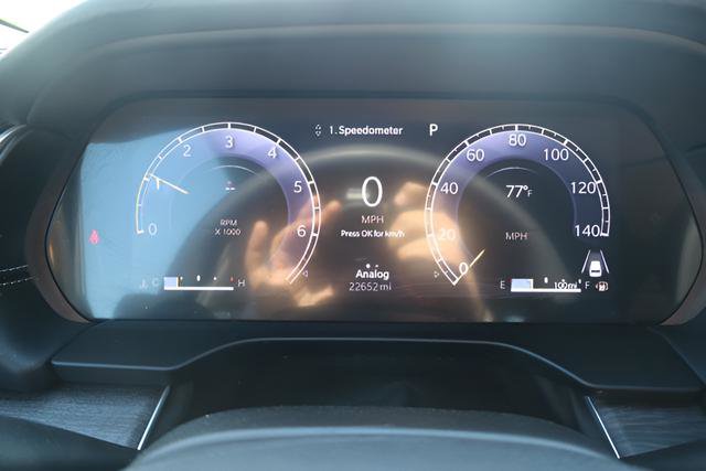 Used 2024 Jeep Grand Cherokee Limited AWD/4WD image 18