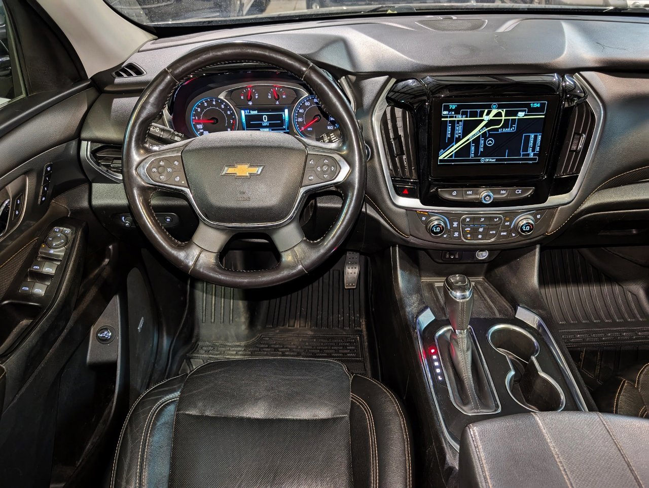 Used 2019 Chevrolet Traverse Premier w/ Redline Edition image 3
