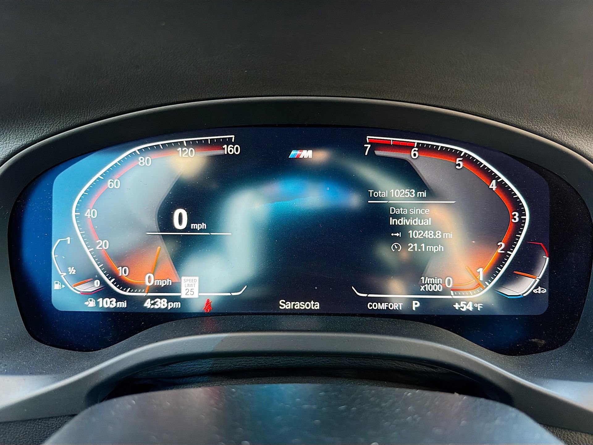 Certified 2025 BMW X4 xDrive30i image 42