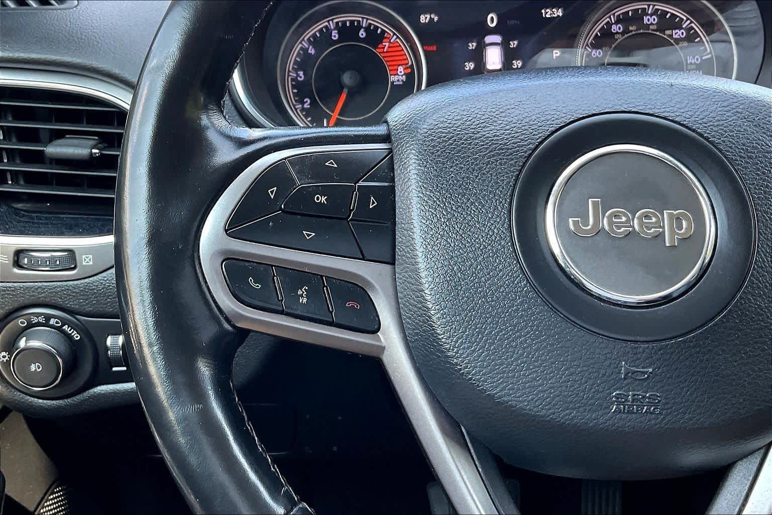 Used 2020 Jeep Cherokee Limited AWD/4WD image 22