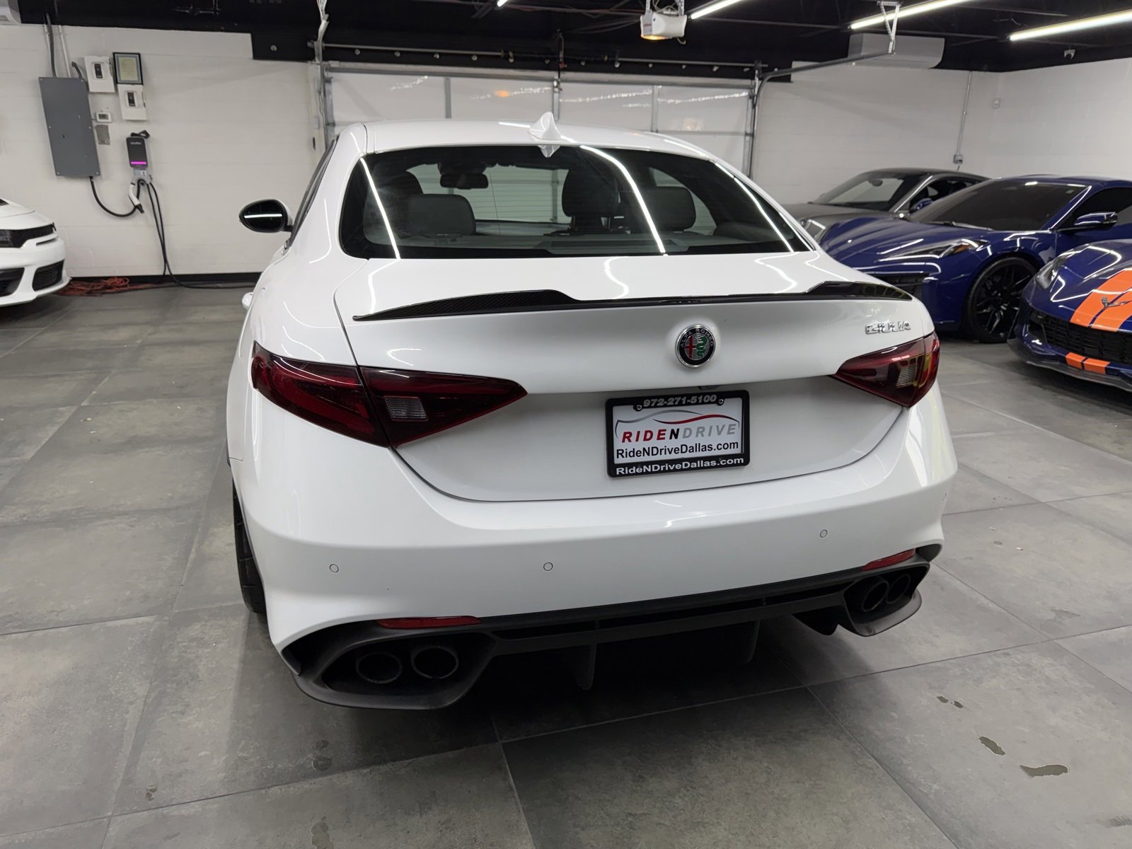 Used 2017 Alfa Romeo Giulia Quadrifoglio image 5