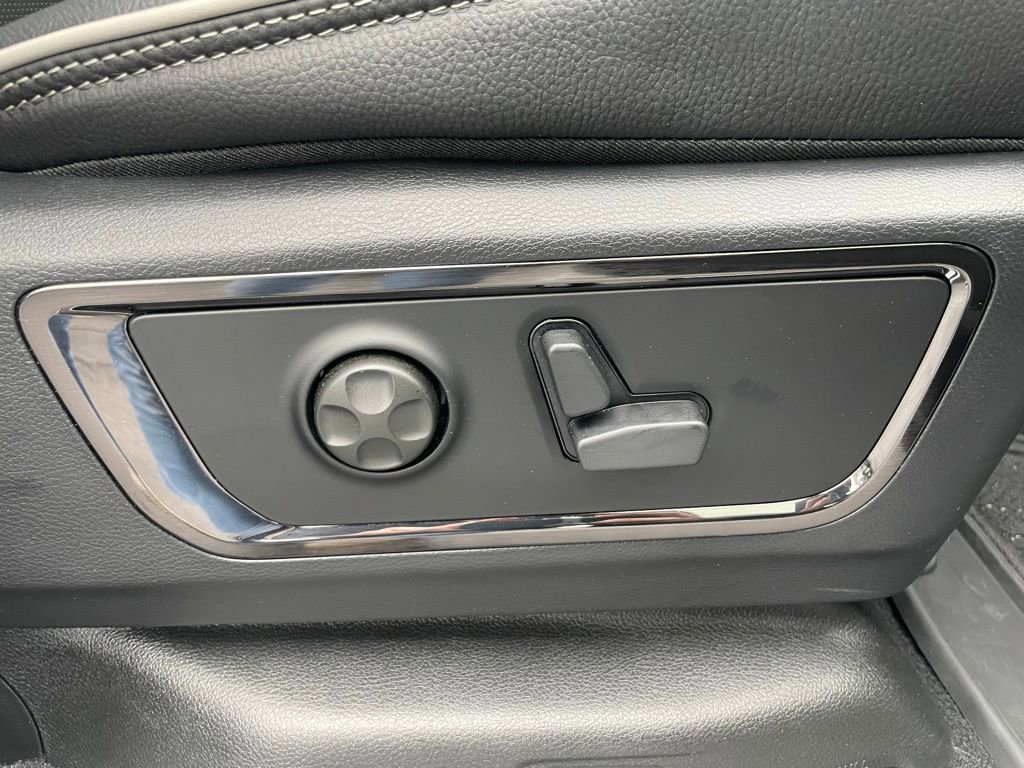 Used 2025 RAM 1500 Limited image 72