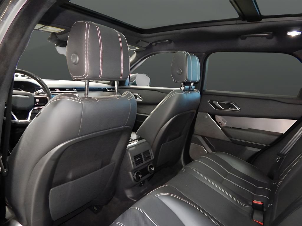 Used 2021 Land Rover Range Rover Velar R-Dynamic S image 32