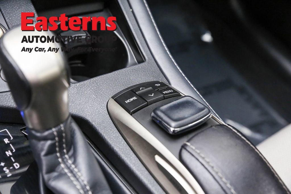 Used 2018 Lexus ES 350 350 w/ Luxury Package w/Wood Trim image 23