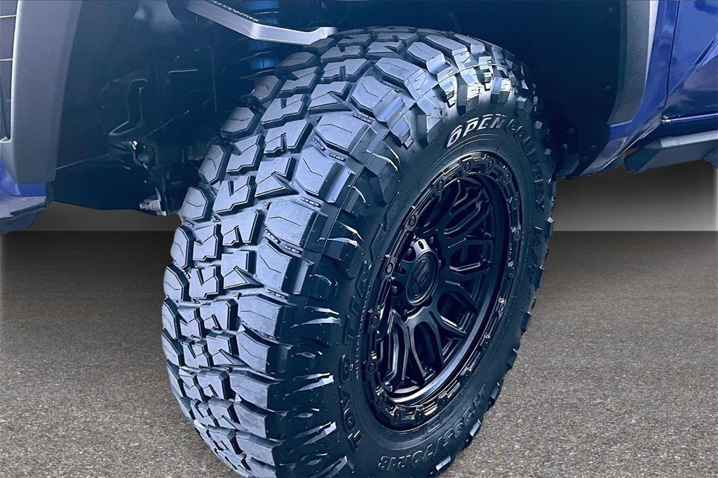 Used 2025 Toyota Tacoma TRD Off-Road image 29