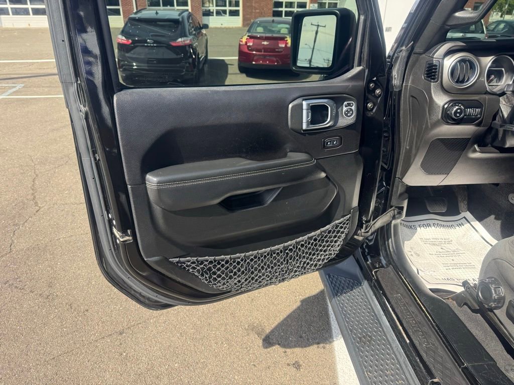 Used 2020 Jeep Gladiator Overland AWD/4WD image 33