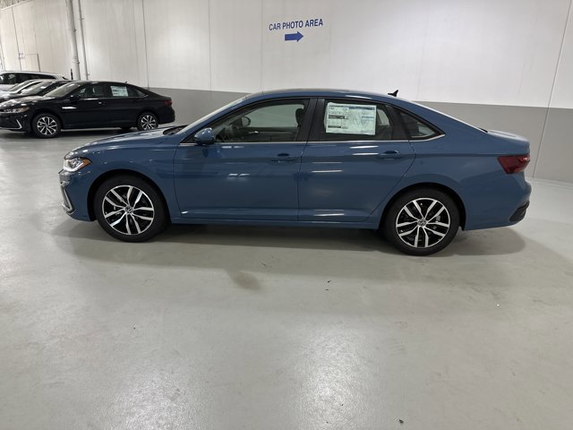 New 2026 Volkswagen Jetta SE image 5