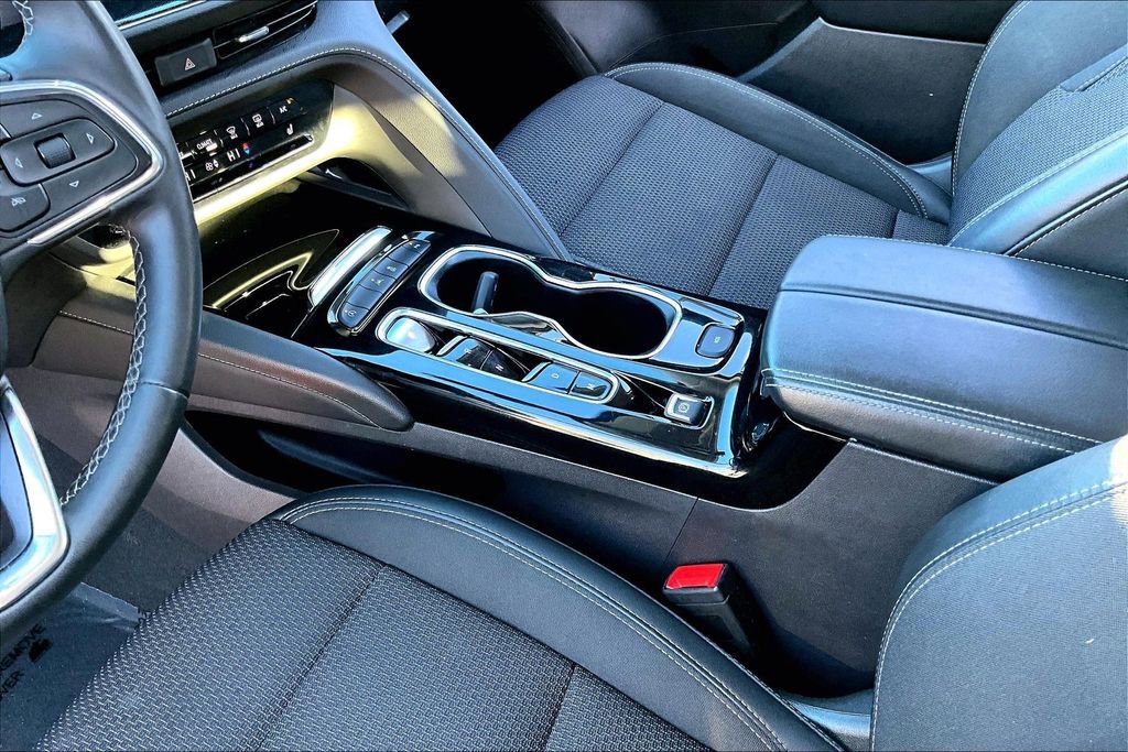 Used 2023 Buick Envision Preferred image 13