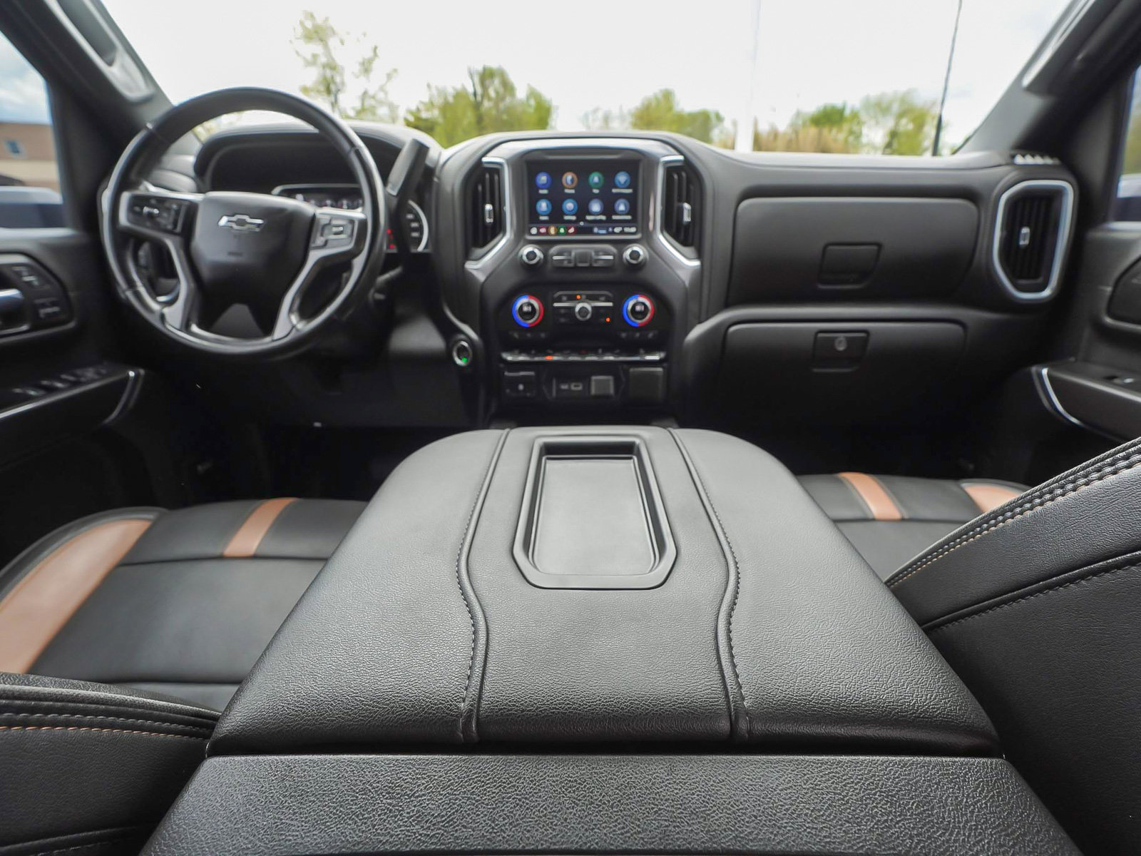 Used 2021 Chevrolet Silverado 2500 LTZ w/ Carhartt Edition AWD/4WD image 37