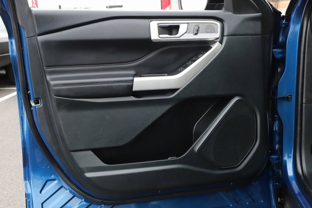 Used 2023 Ford Explorer Limited image 17