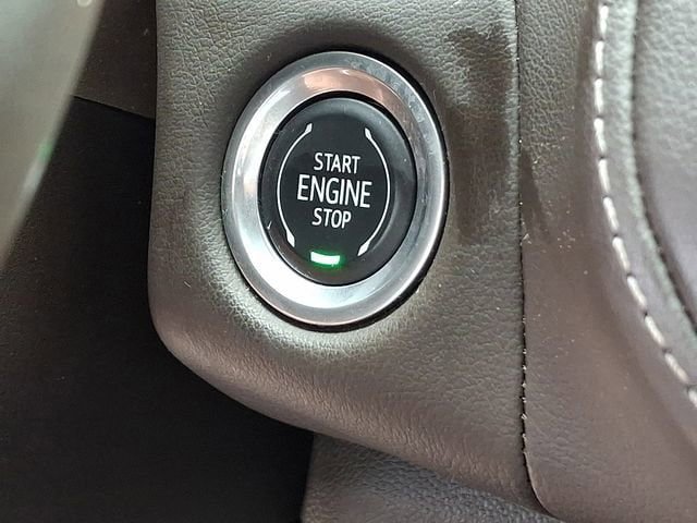 Used 2021 Chevrolet Suburban LS AWD/4WD image 35