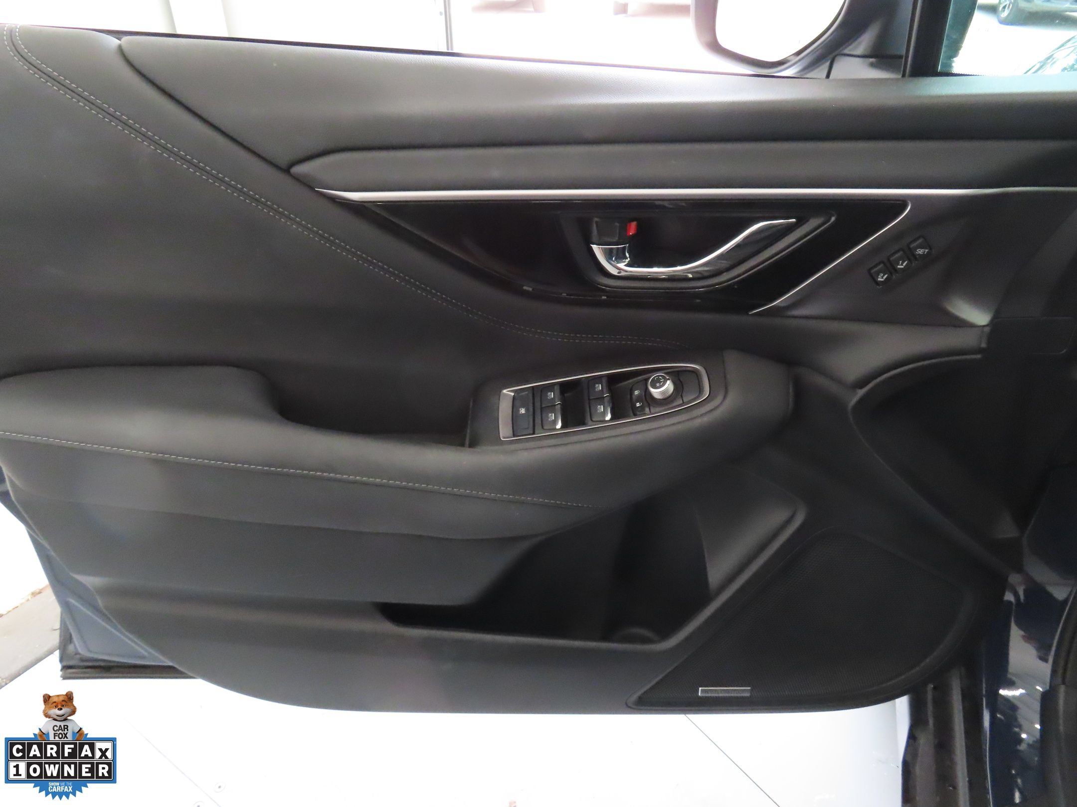 Used 2023 Subaru Outback Limited AWD/4WD image 10