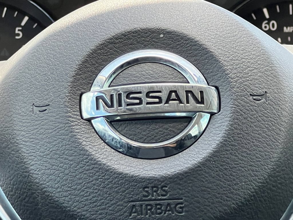 Used 2021 Nissan Rogue Sport SV FWD image 5