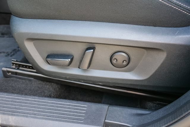 Used 2025 Nissan Rogue SV FWD image 23