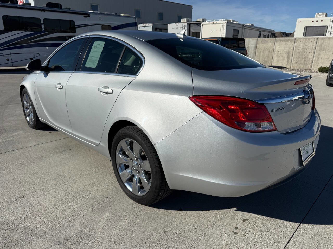 Used 2012 Buick Regal Leather image 5