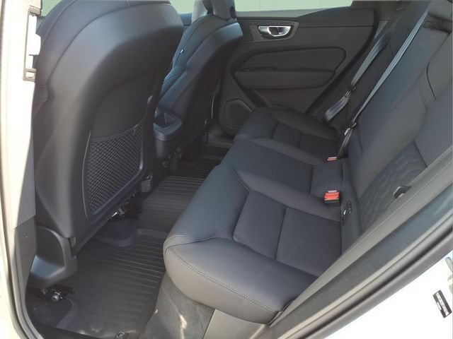 New 2026 Volvo XC60 B5 Plus w/ Protection Package Premier AWD/4WD image 11
