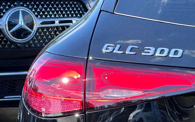 Certified 2026 Mercedes-Benz GLC 300 4MATIC image 9