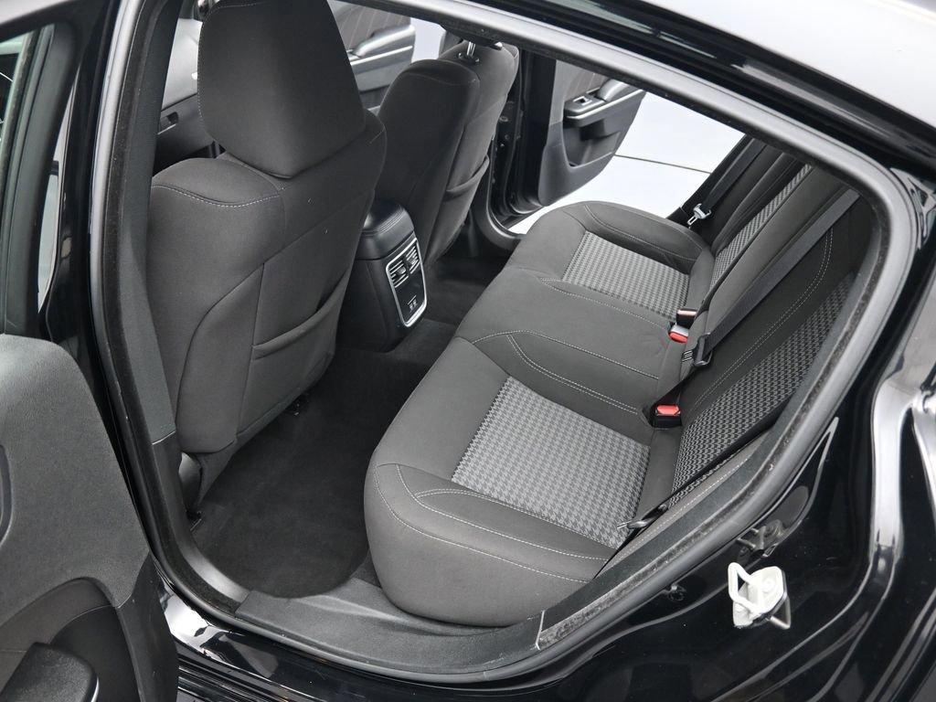 Used 2023 Dodge Charger SXT image 19