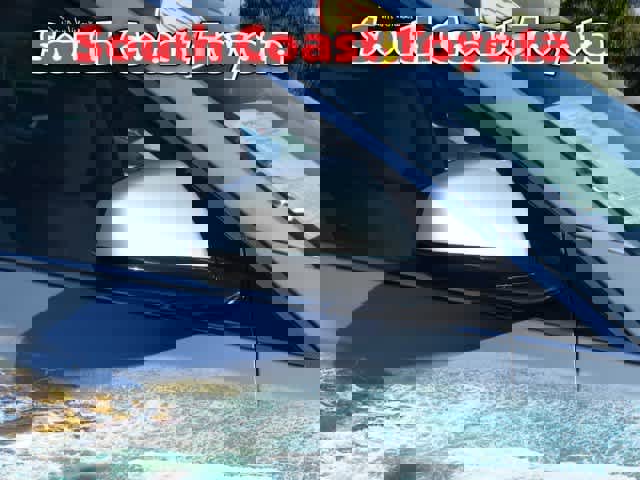 Used 2013 Cadillac SRX Luxury w/ Driver Awareness Package image 7