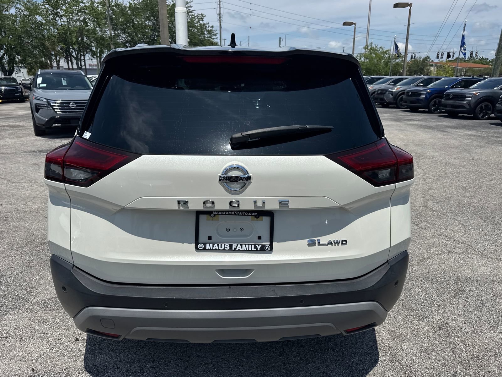 Certified 2021 Nissan Rogue SL w/ Premium Package AWD/4WD image 6