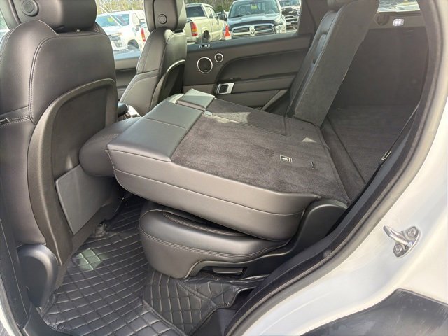 Used 2020 Land Rover Range Rover Sport SE image 26