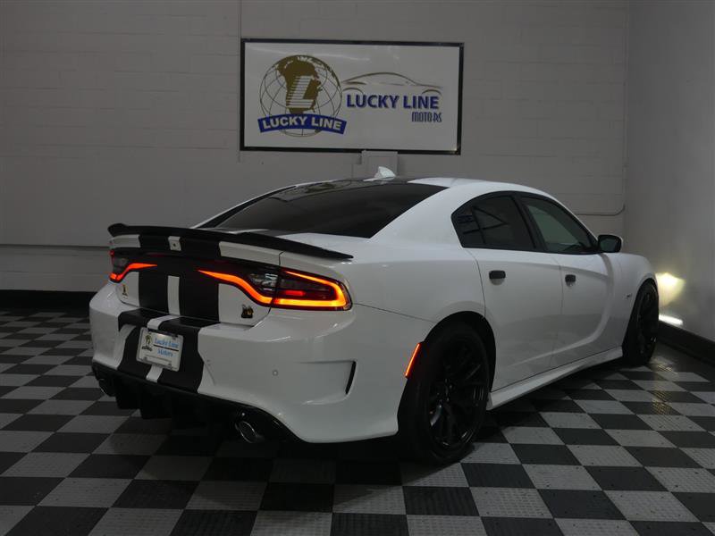 Used 2019 Dodge Charger Scat Pack w/ Dynamics Package RWD image 10
