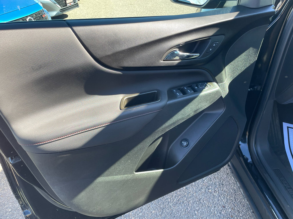 Used 2024 Chevrolet Equinox RS image 15
