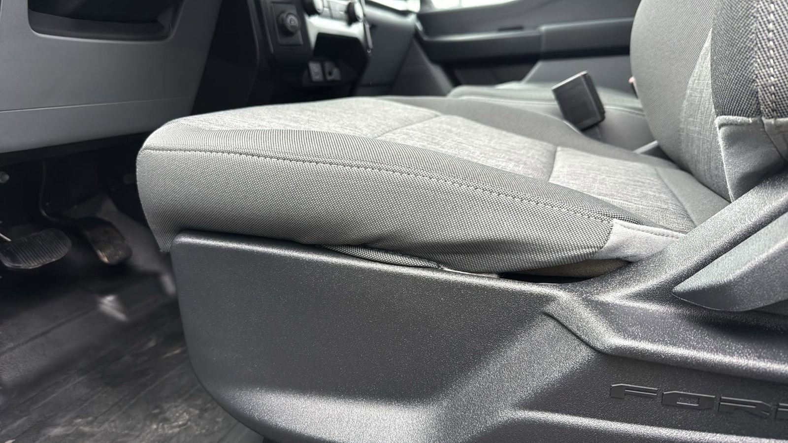 Used 2023 Ford F150 XL w/ Max Trailer Tow Package image 11