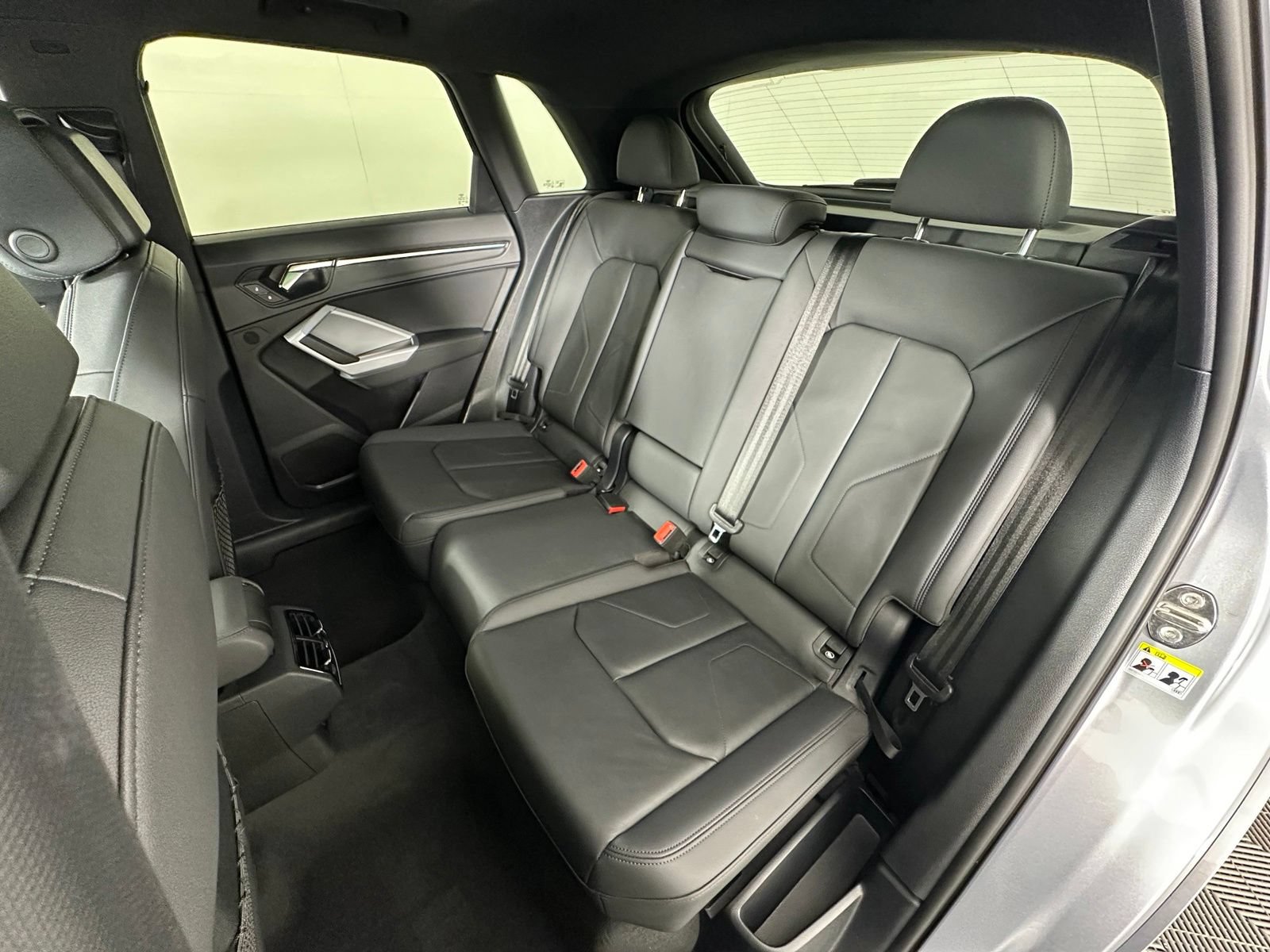 Used 2021 Audi Q3 2.0T Premium Plus AWD/4WD image 31