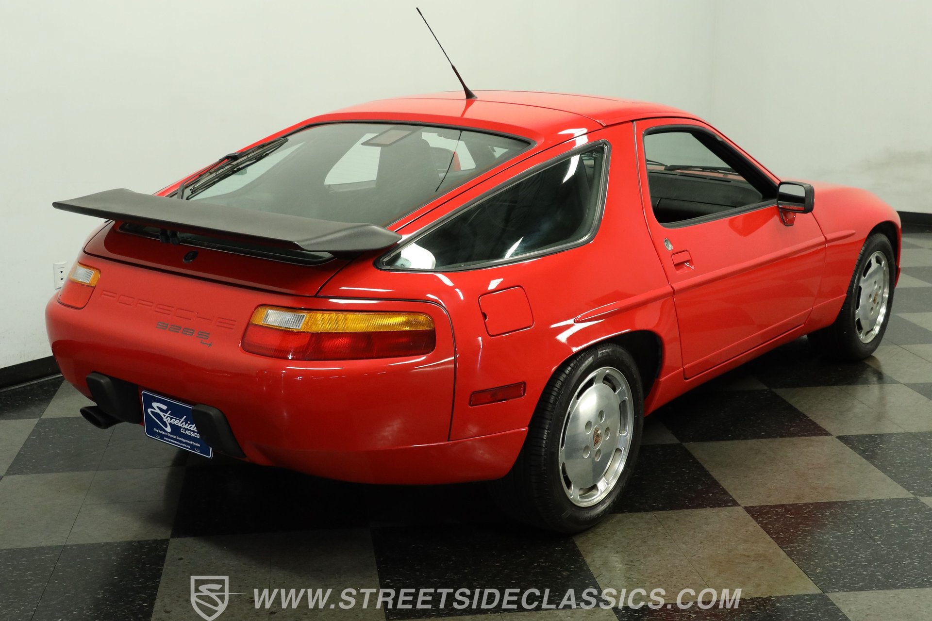 Used 1989 Porsche 928 S4 RWD image 11