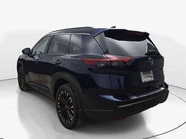 New 2026 Nissan Rogue Dark Armor FWD image 8